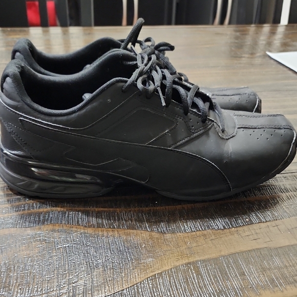 Puma Black Sports Shoes - Picture 2 of 6